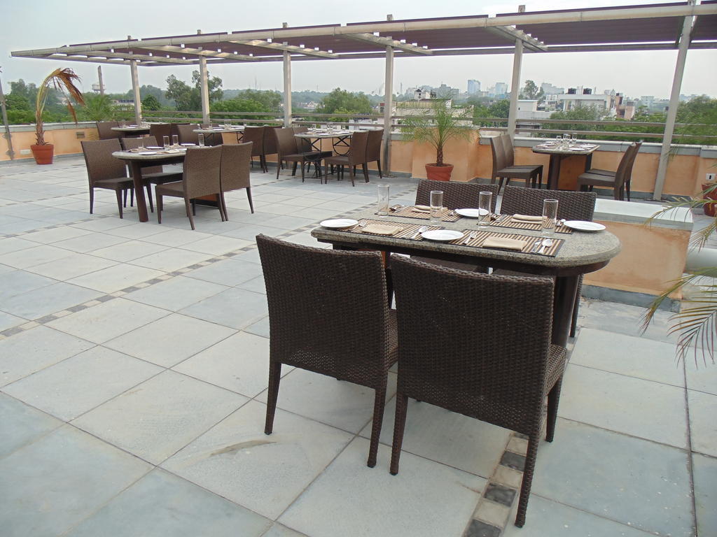 Rosemallow Hotel New Delhi Nova Deli Exterior foto